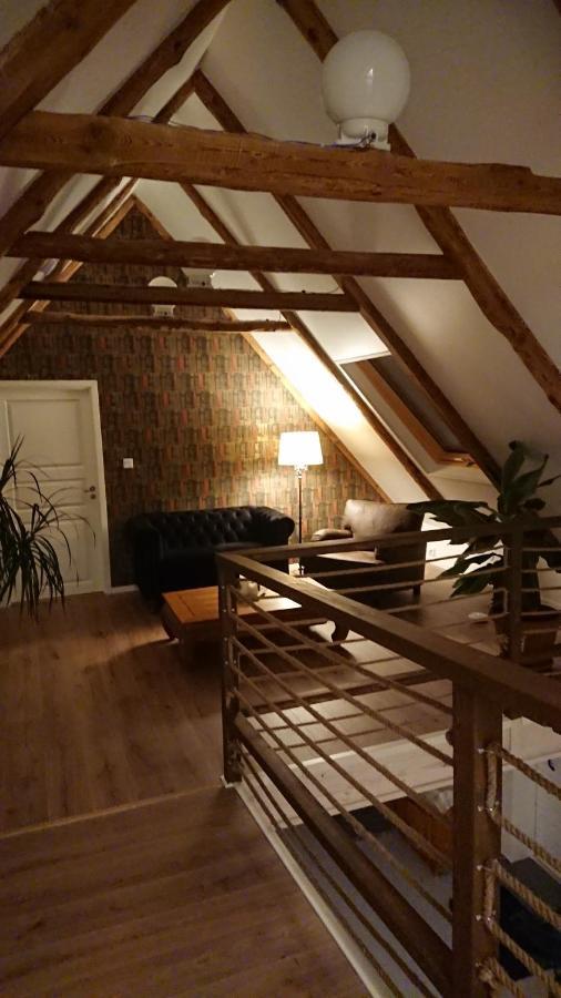 Garden Mellan Slotten Svarte Екстериор снимка