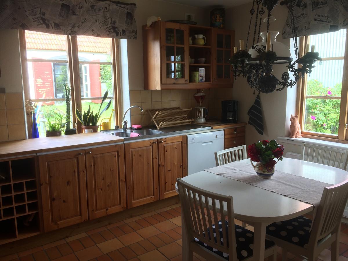 Garden Mellan Slotten Svarte Екстериор снимка