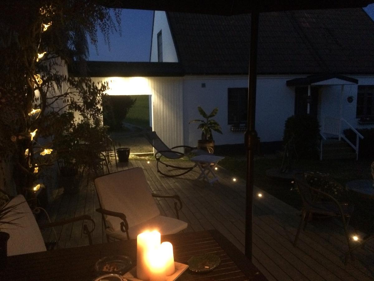 Garden Mellan Slotten Svarte Екстериор снимка