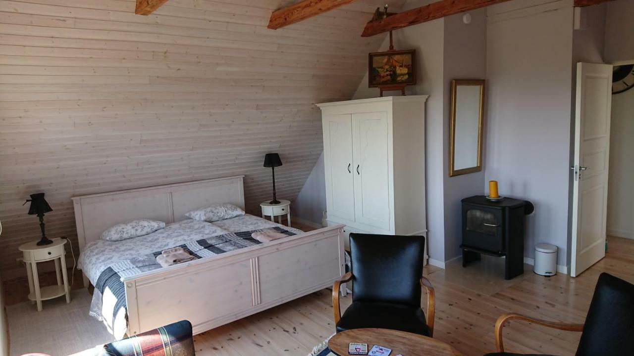 Garden Mellan Slotten Svarte Екстериор снимка