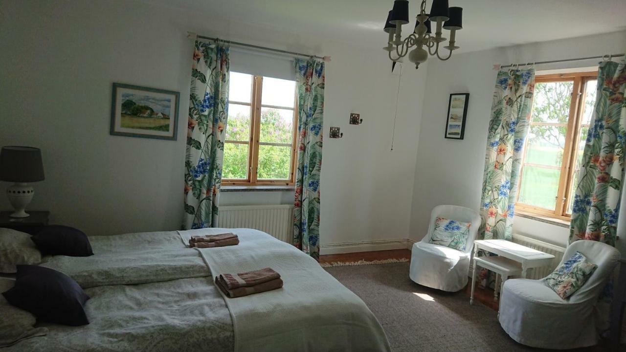 Garden Mellan Slotten Svarte Екстериор снимка